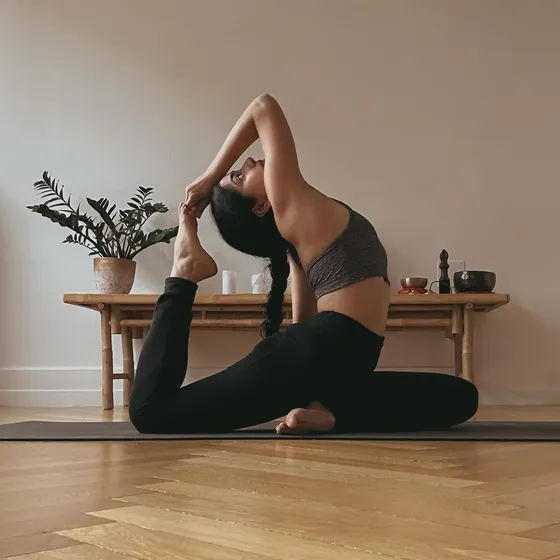 Hatha & Flow yoga class in Lausanne