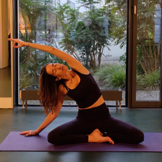 Hatha Inspired Yoga yoga class in Zürich